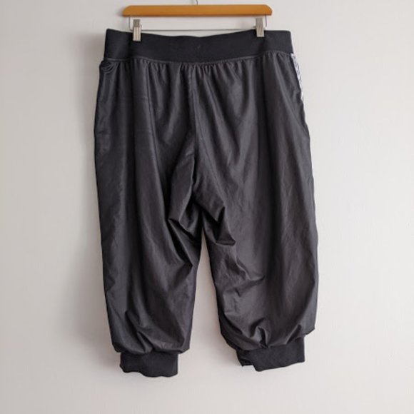 Fila Black Lined Windbreaker Jogger Capris Sz XL - Picture 3 of 9